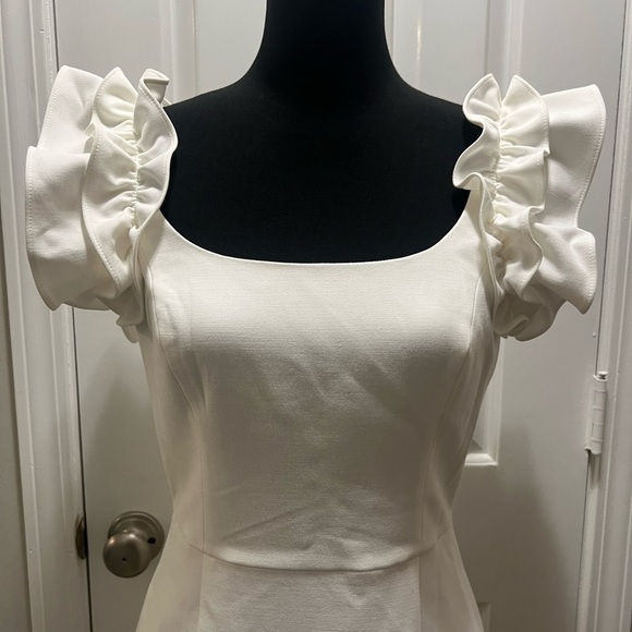 Elegant White Ruffle Sleeve Dress Size 6 NWT - Picture 2 of 6